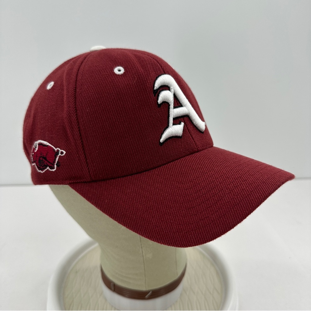 University Arkansas Razorbacks Team Spirit Raised A Logo Hook Loop Strapback Hat